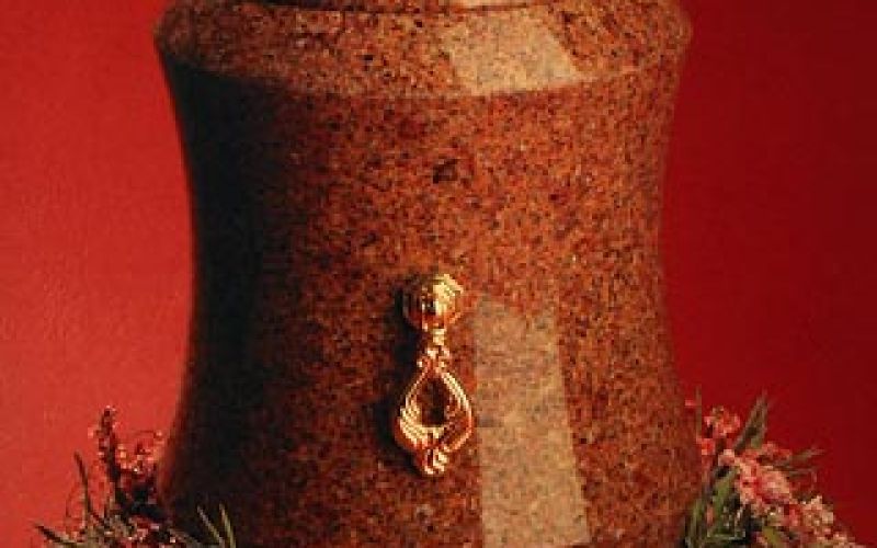 Dekoracja urn i świeczników